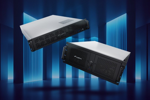 Premiera noilor carcase pentru servere SC01